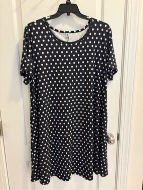 Black Polka Dot Short Sleeve Swing Dress